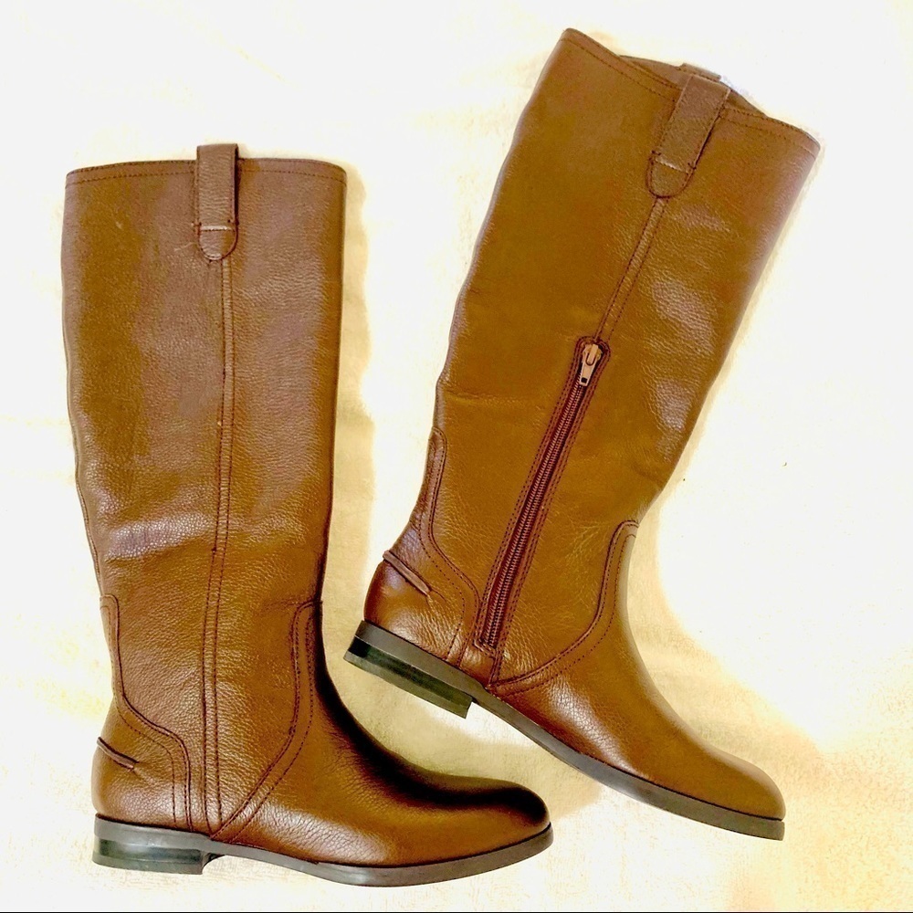 Halston•women Dark Brown Texture Tall Boots size 6